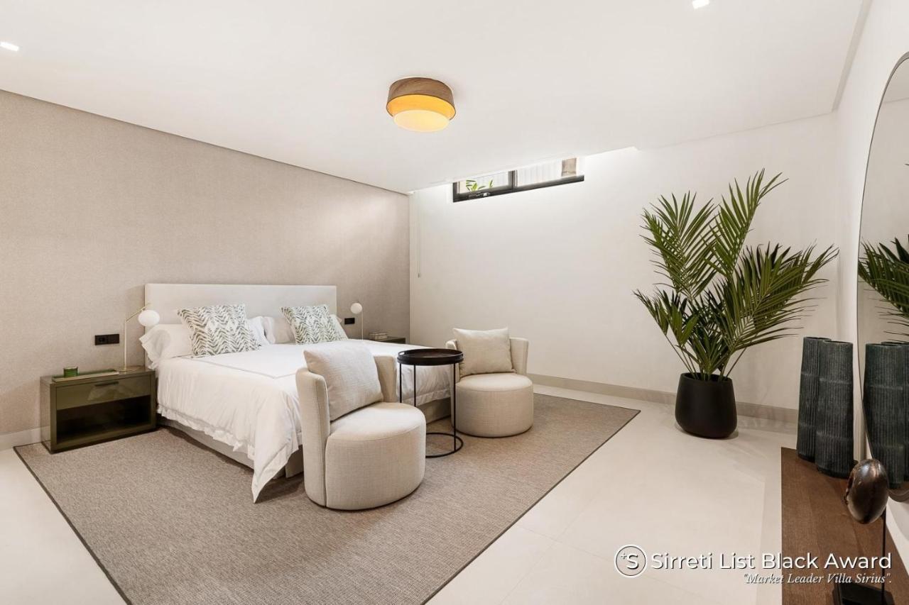 Sirius: Luxury Golf Valley Retreat With Private Heated Pool *